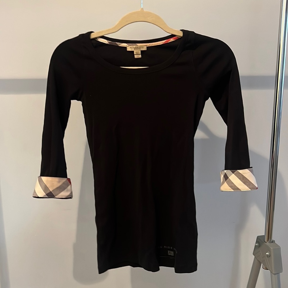 BURBERRY 3/4 SLEEVE BLACK SHIRT WITH LOGO CUFFS GREAT CONDITION SIZE XSMALL